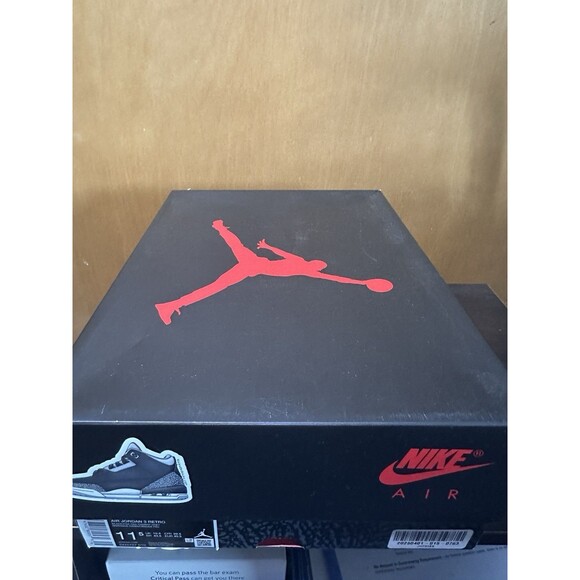 Size 11.5 - Air Jordan 3 Retro OG 2024 Black Cement, Excellent Condition - Picture 7 of 8